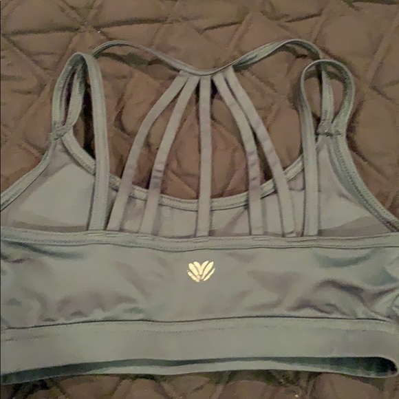 Sports bra - Picture 2 of 5